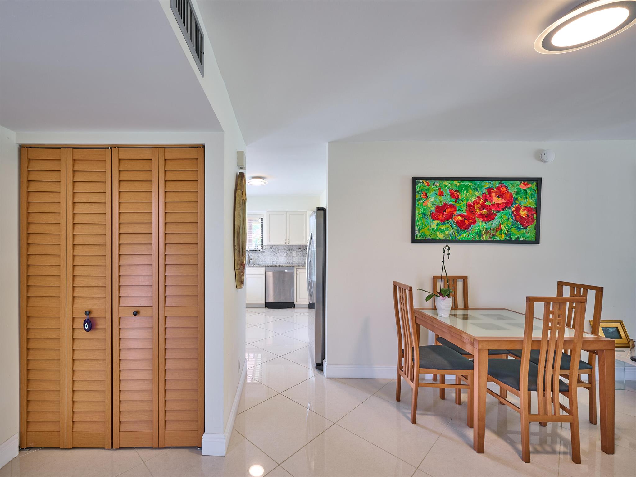 11205 Green Lake 204 Drive 204