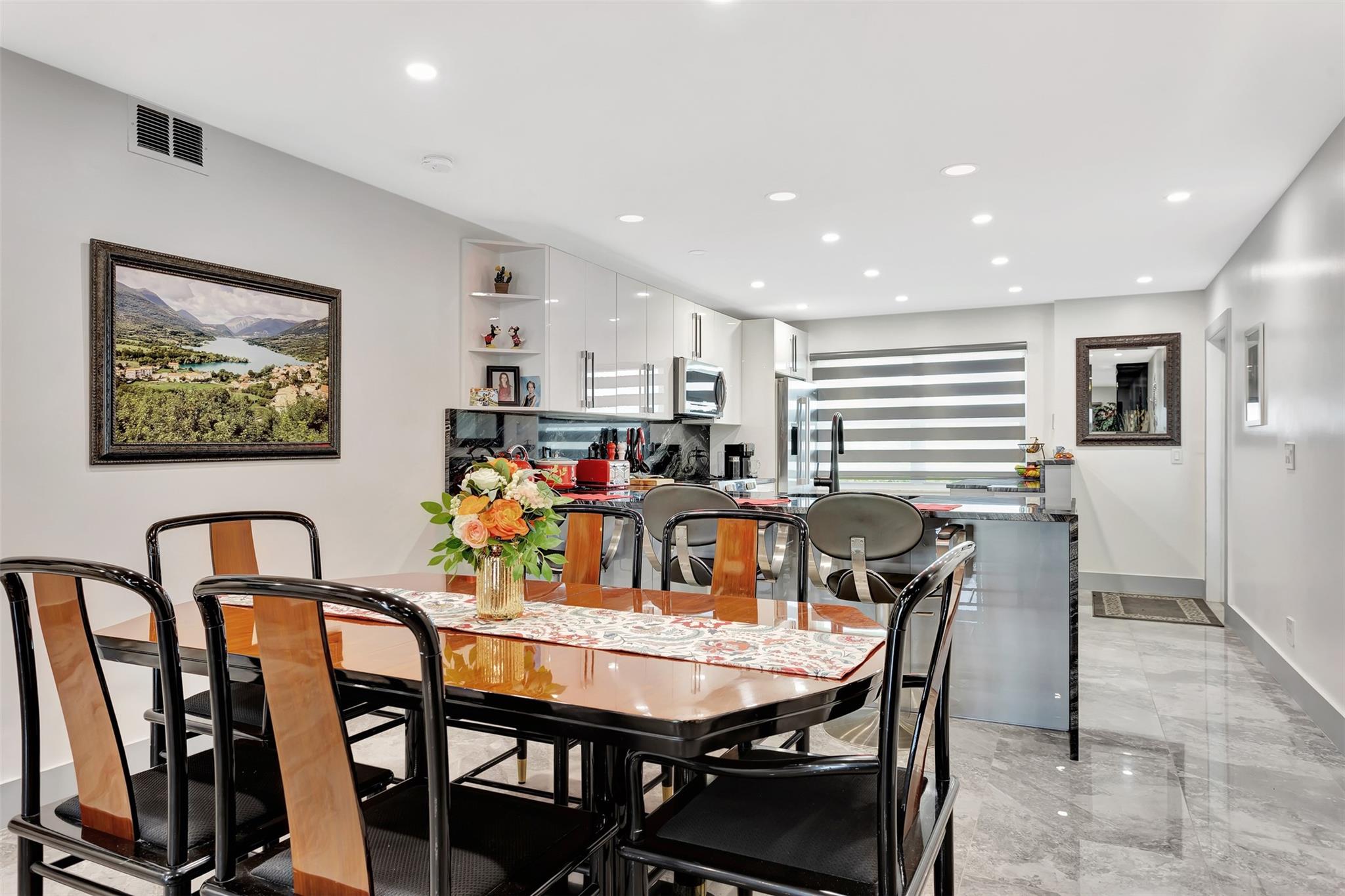 WYNMOOR VILLAGE - Residential