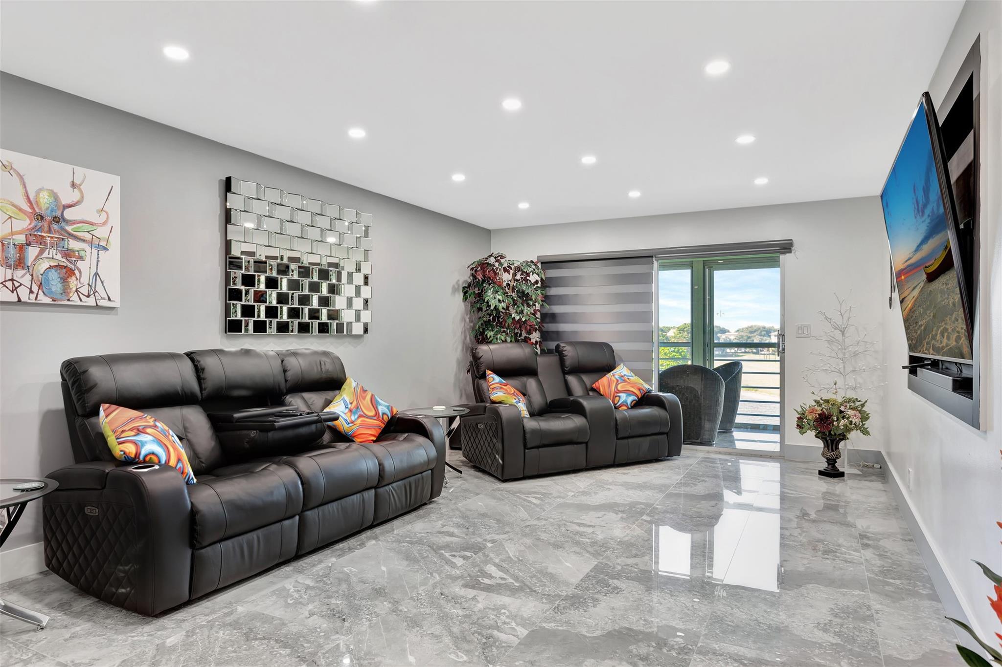 WYNMOOR VILLAGE - Residential