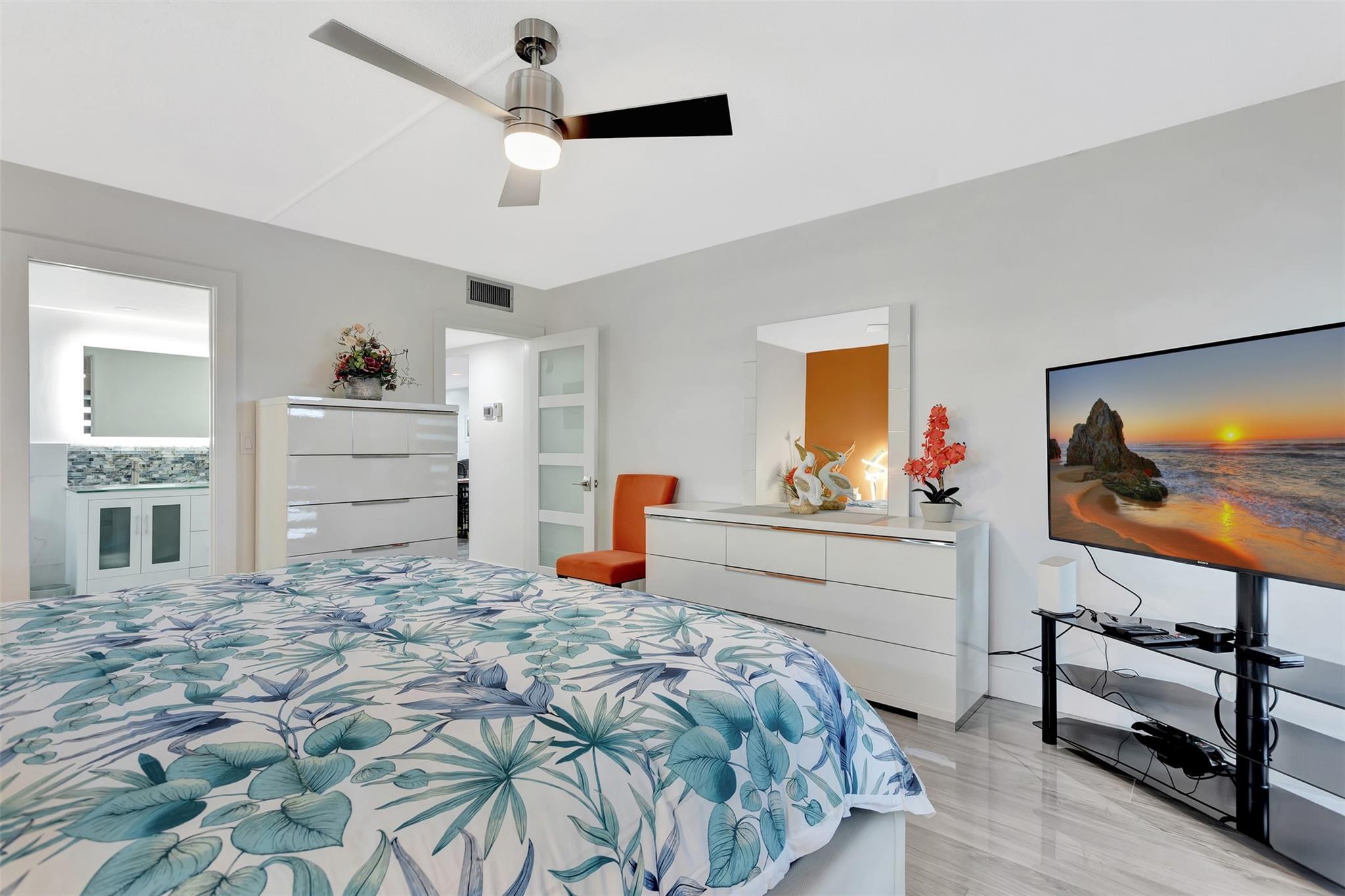 WYNMOOR VILLAGE - Residential