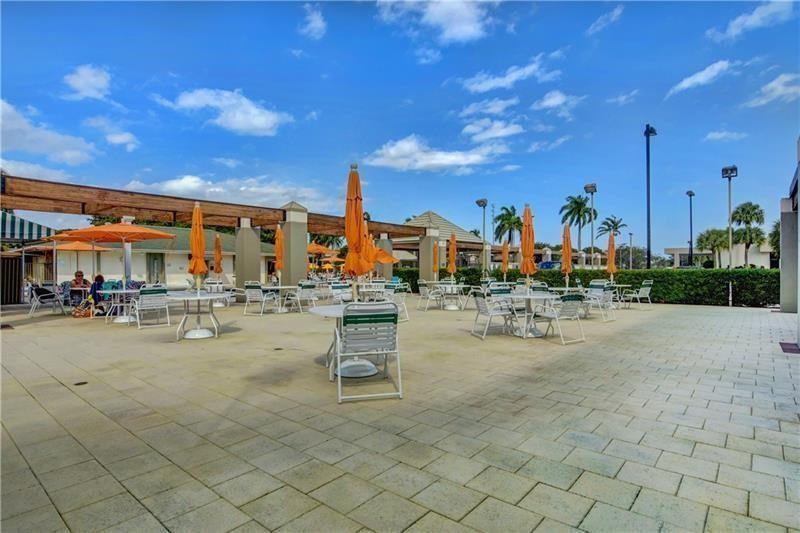 WYNMOOR VILLAGE - Residential