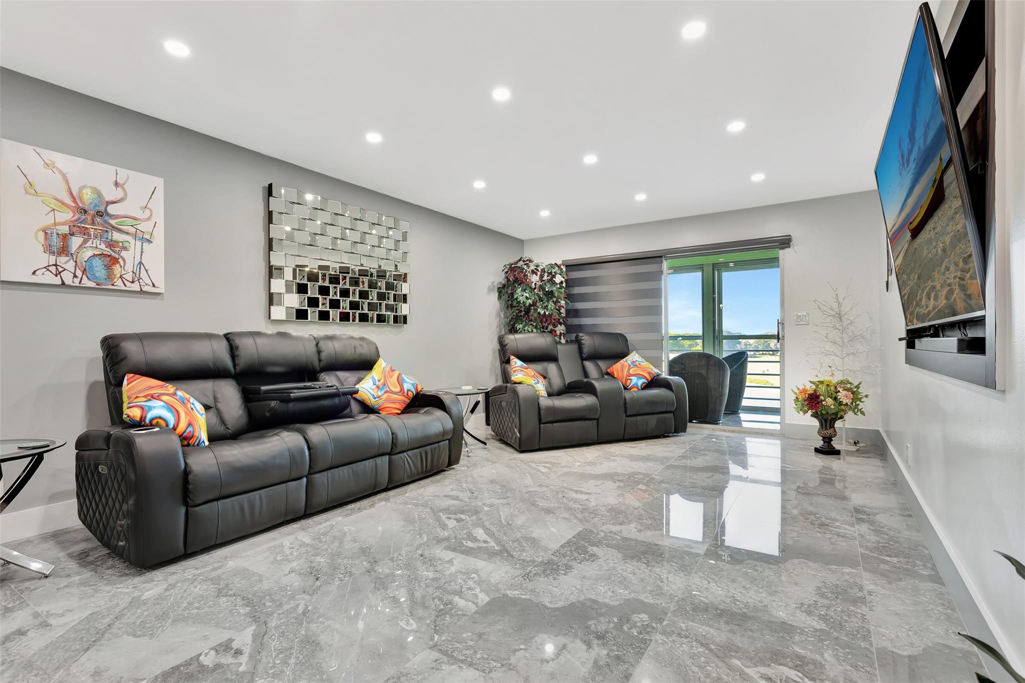 WYNMOOR VILLAGE - Residential
