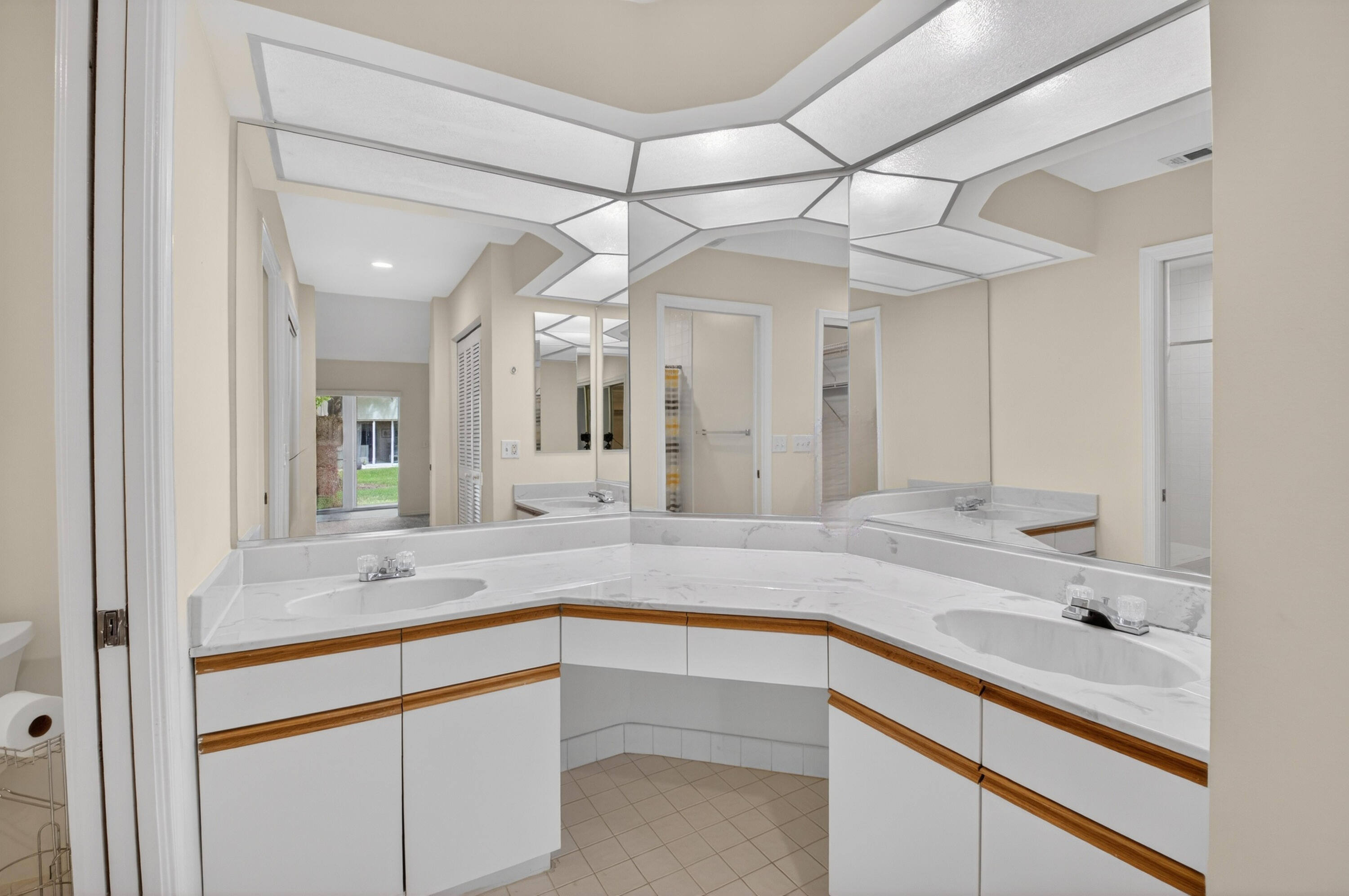 SWEETWATER 4 - Residential