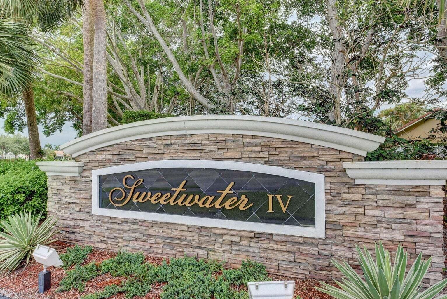 SWEETWATER 4 - Residential