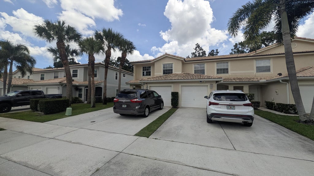 Photo of 346 Timberwalk Trail, Jupiter, FL 33458 (MLS # B26066162)