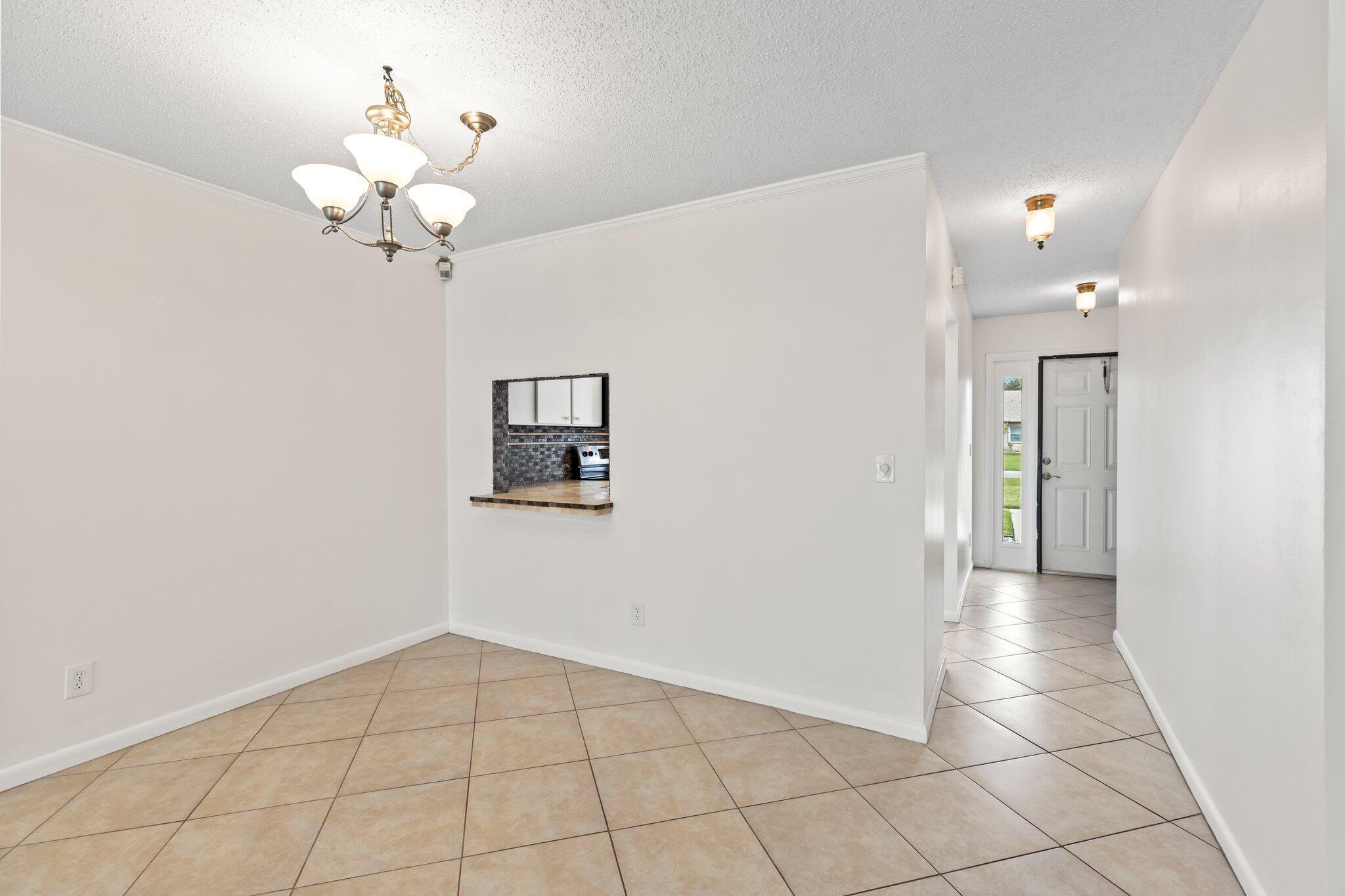 5835 Honeybell Court 37
