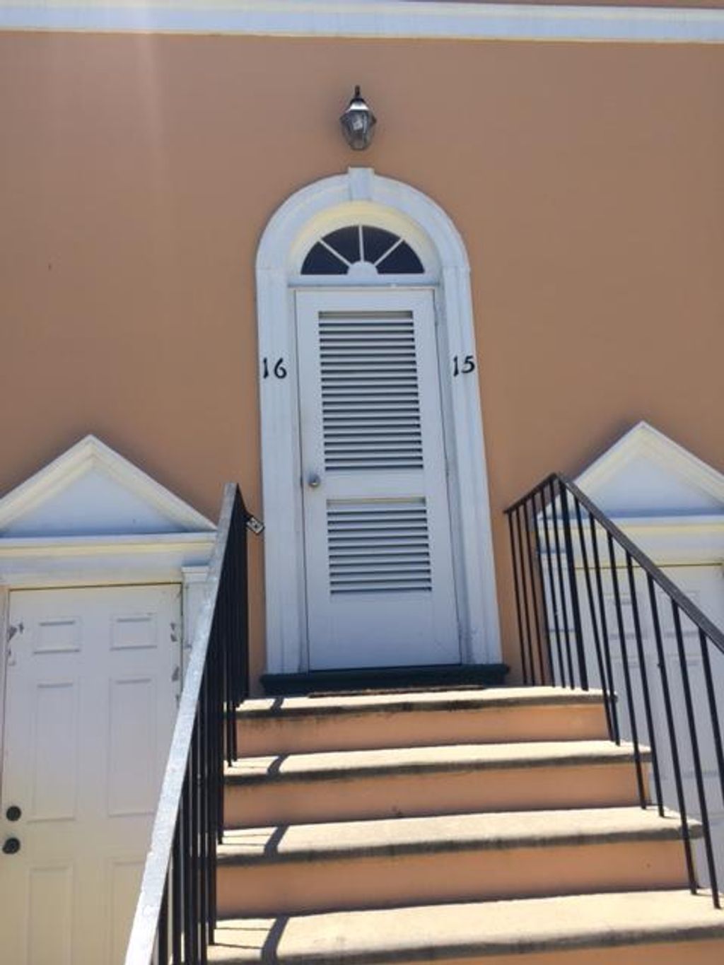 Photo of 101 S Golfview Rd #16, Lake Worth Beach, FL 33460 (MLS # B26000299)