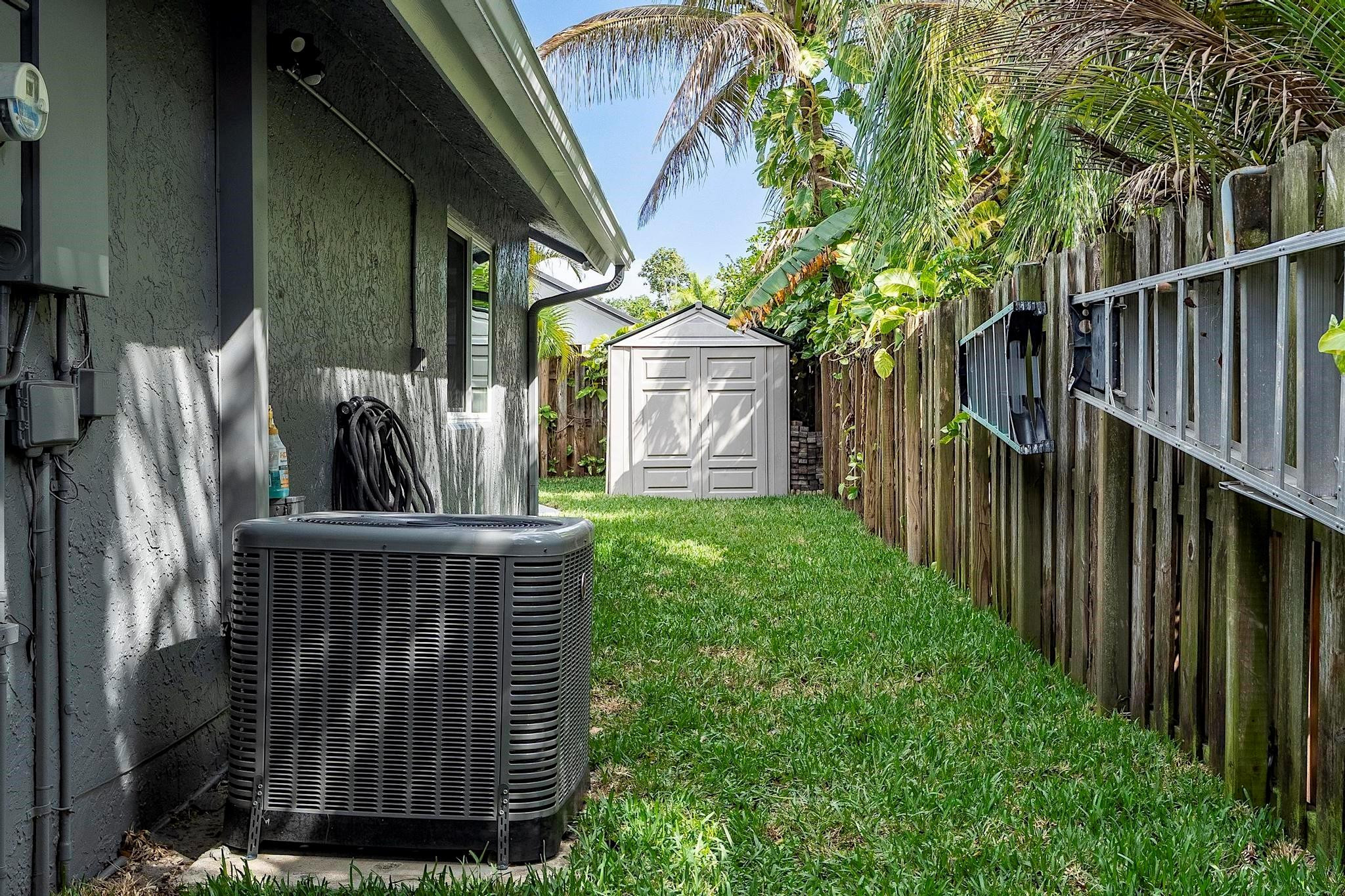 Jero Sub 105-25 B - Residential