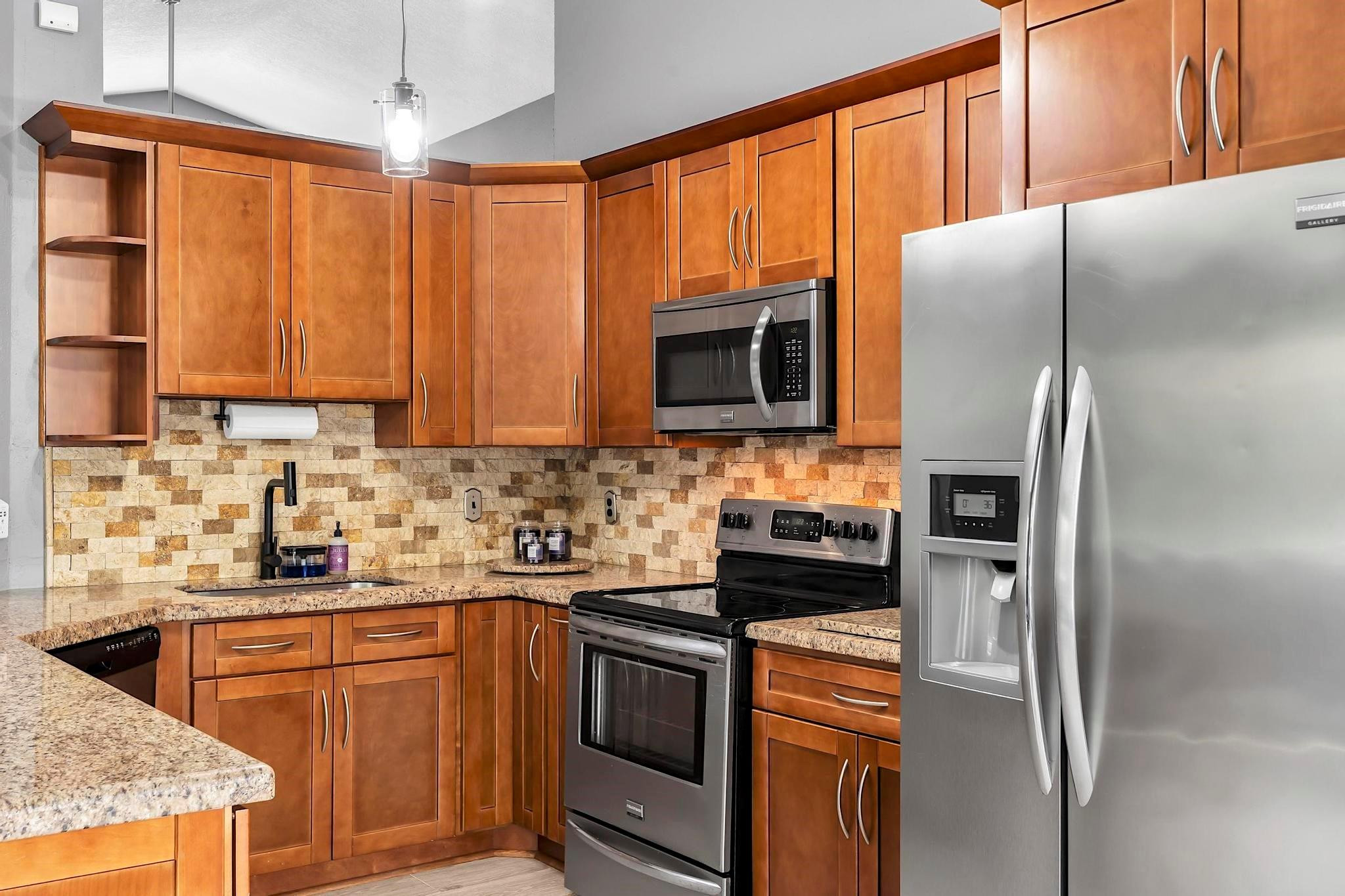 Jero Sub 105-25 B - Residential