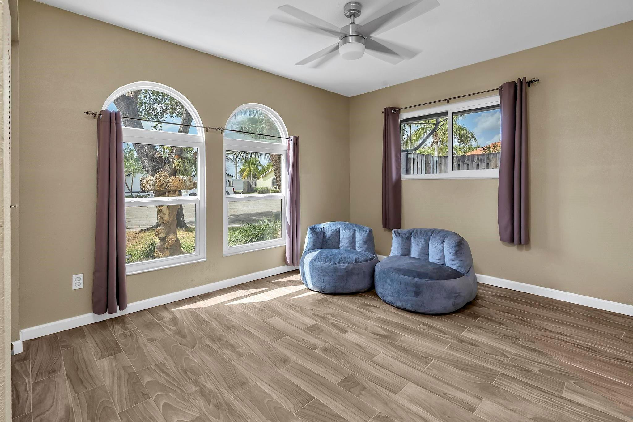 Jero Sub 105-25 B - Residential