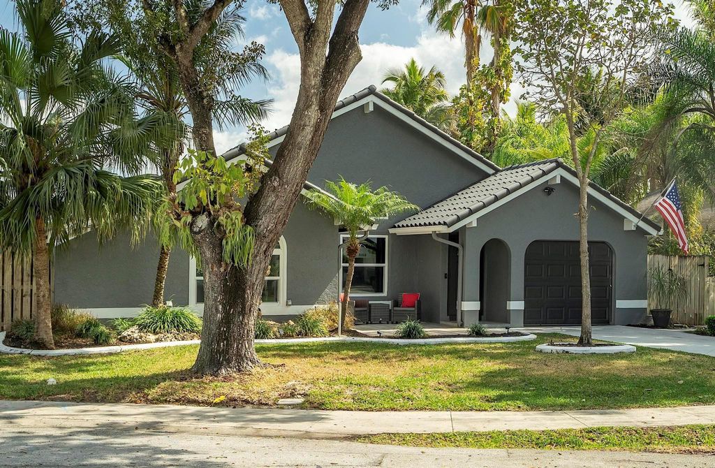 Photo of 2822 NW 111th Avenue, Sunrise, FL 33322 (MLS # F10552791)