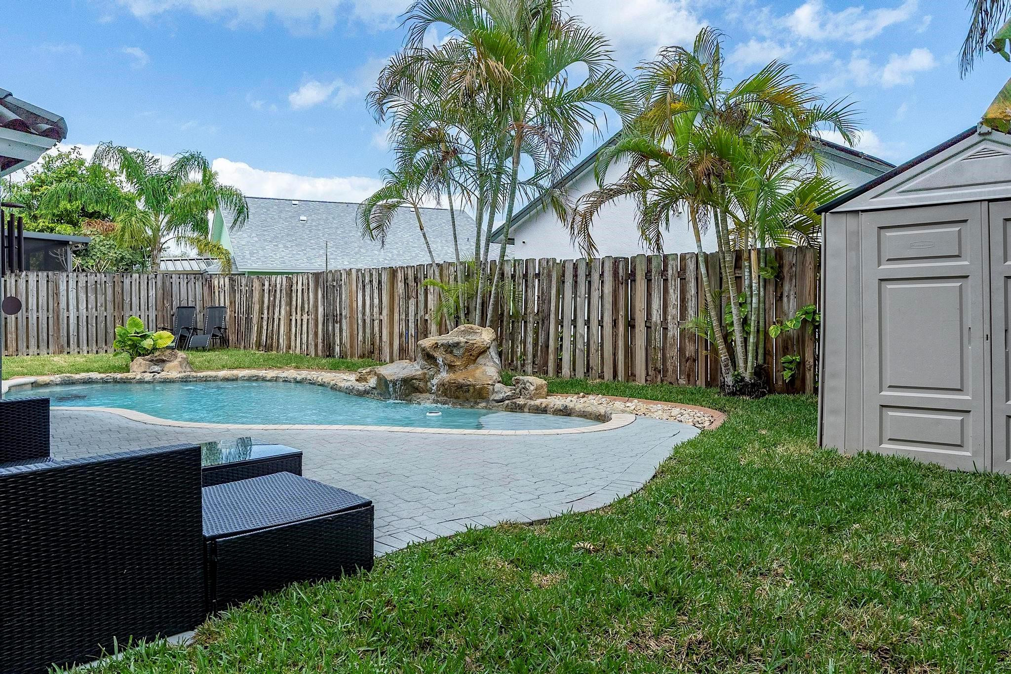 Jero Sub 105-25 B - Residential