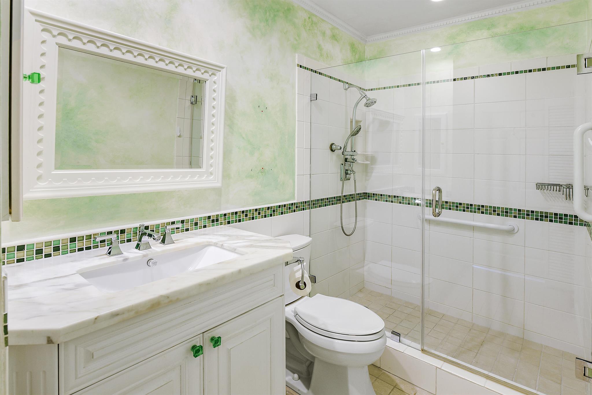 CHARLESTON PLACE - Residential