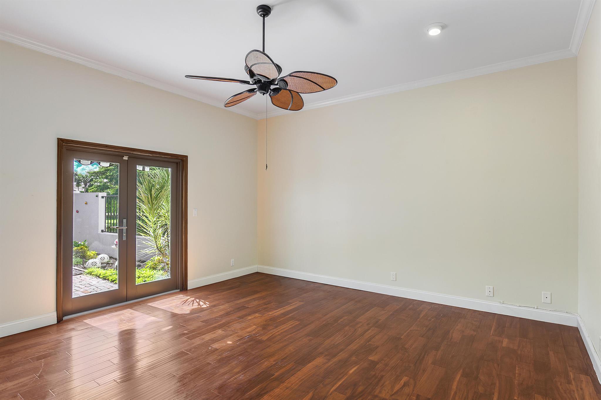 CHARLESTON PLACE - Residential