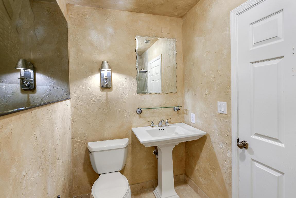 CHARLESTON PLACE - Residential