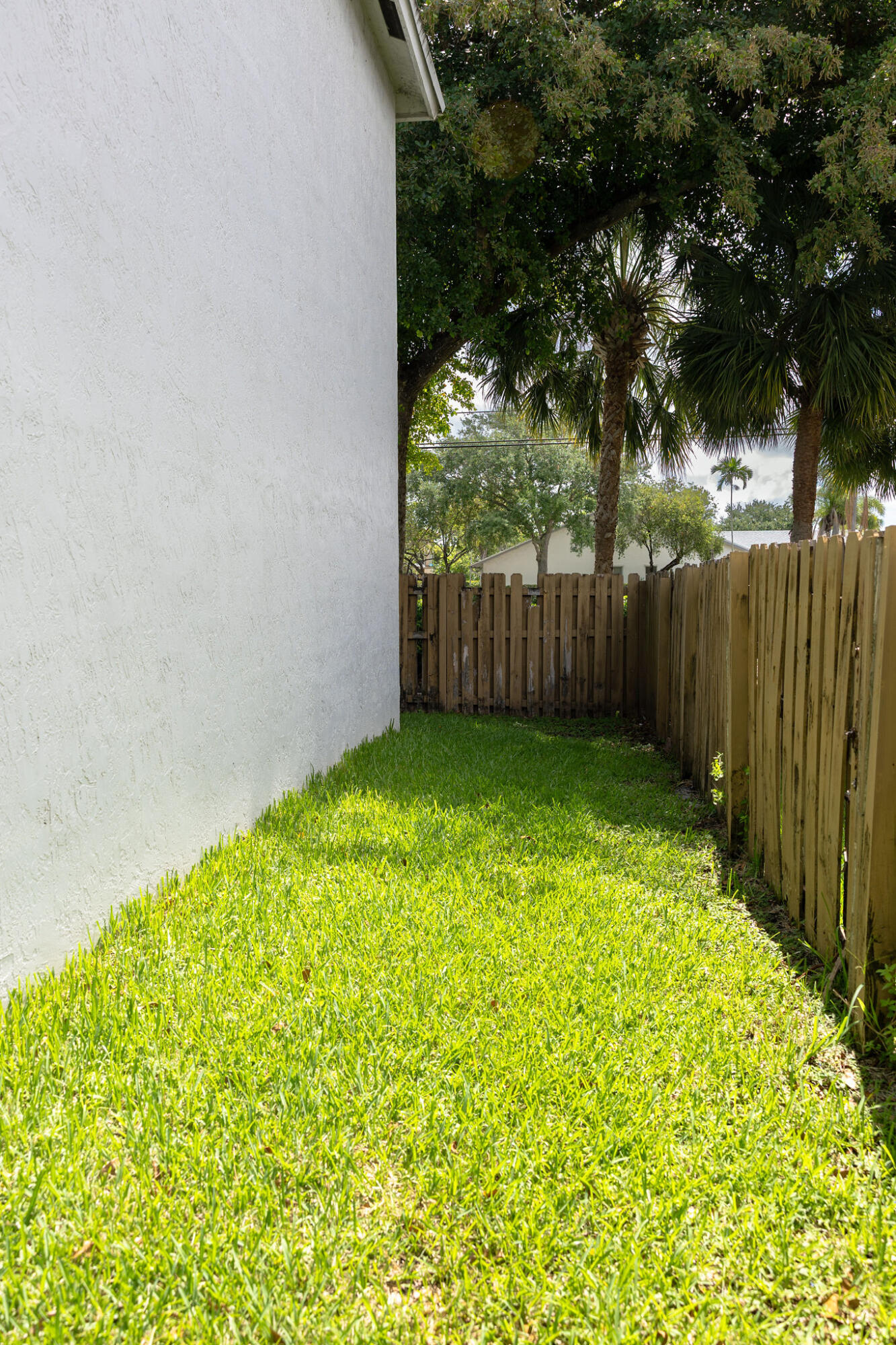LAND SECTION 8 - Residential
