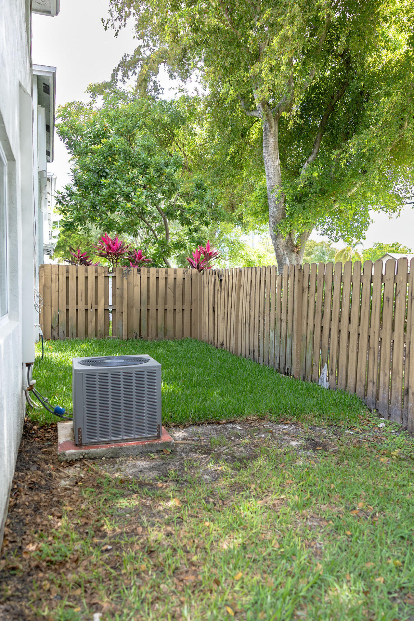 LAND SECTION 8 - Residential