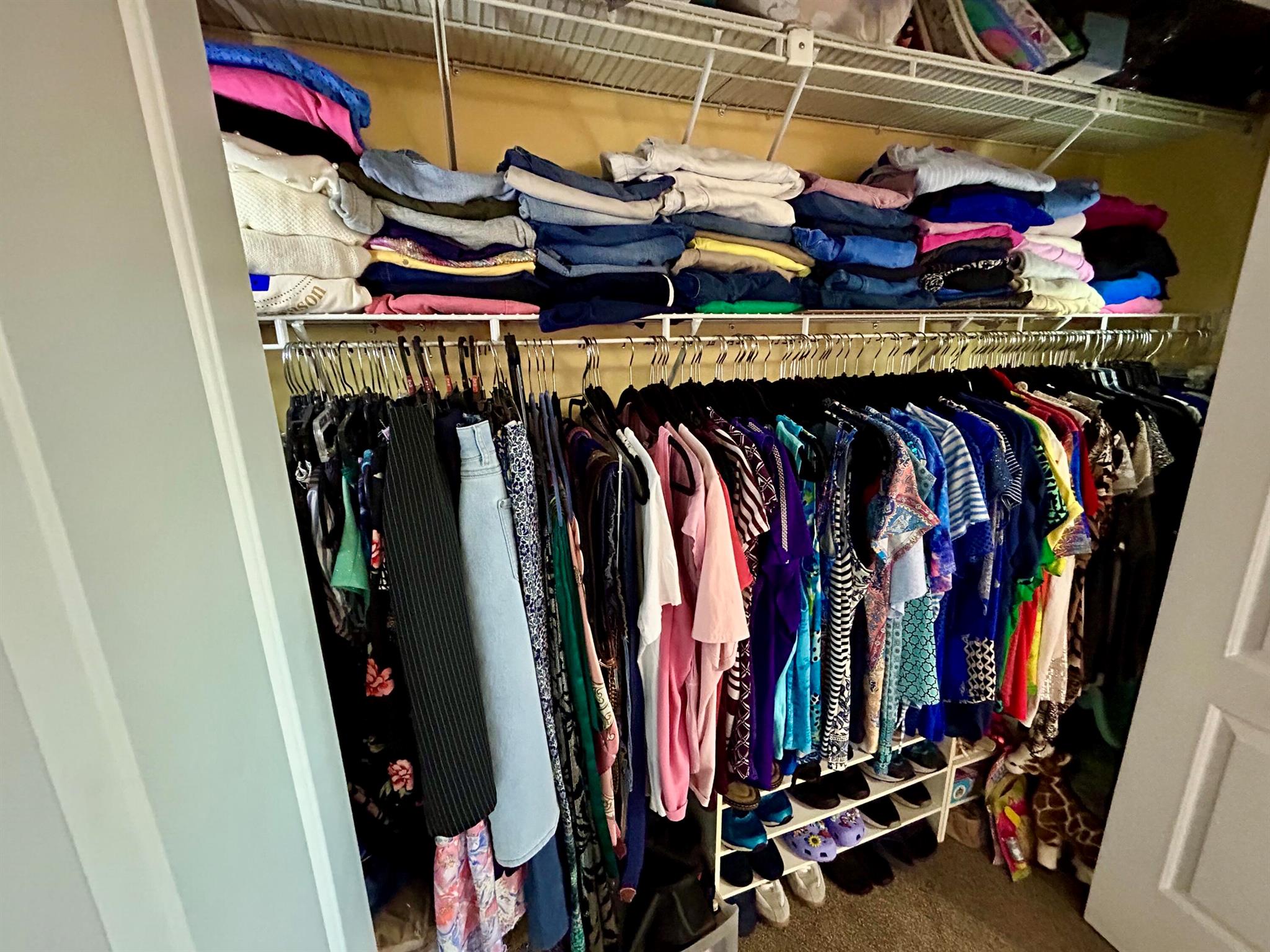 SPANISH ISLES - Residential Lease