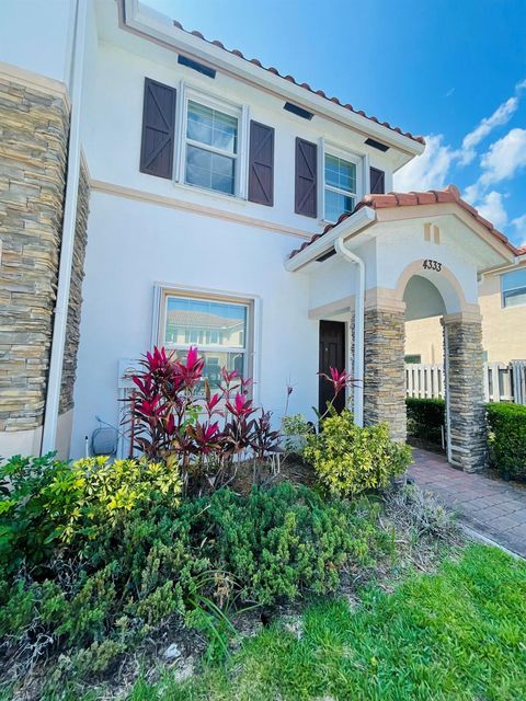 4333 Braxton Avenue West Palm Beach FL 33417