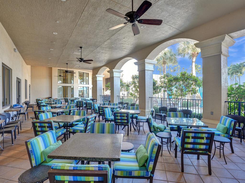 VALENCIA PALMS - Residential