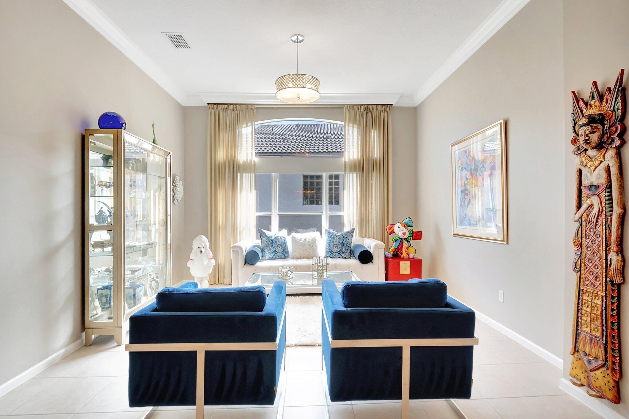 VALENCIA PALMS - Residential