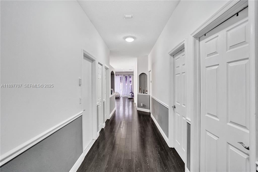 4824 NW 19TH Street