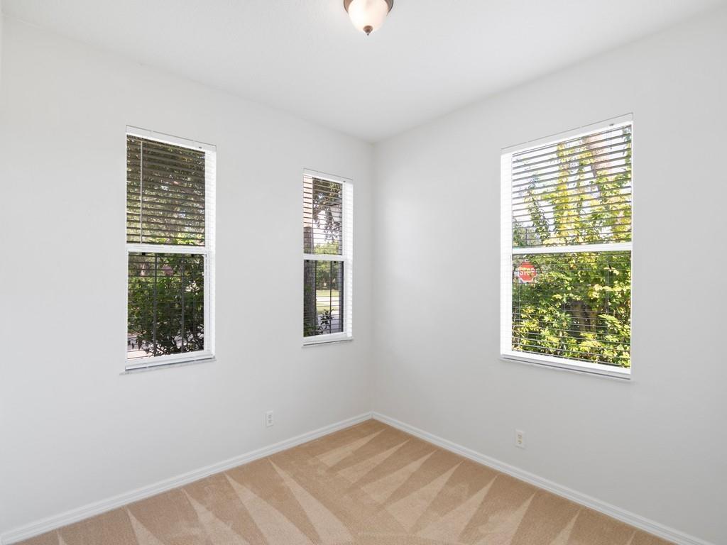 Point West Central Villia - Residential