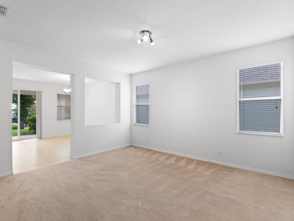 Point West Central Villia - Residential