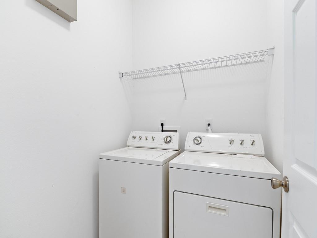 Point West Central Villia - Residential