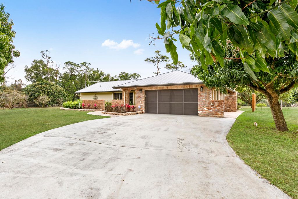 Photo of 13650 6th Court N, Loxahatchee Groves, FL 33470 (MLS # B26011337)