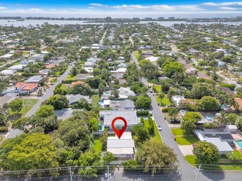 Photo of 375 Orange Way, West Palm Beach, FL 33405 (MLS # F10549980)