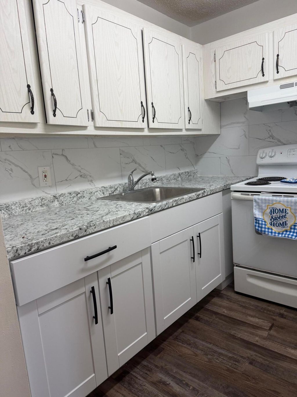 Photo of 180 Windsor Dr, West Palm Beach, FL 33417 (MLS # B26020506)