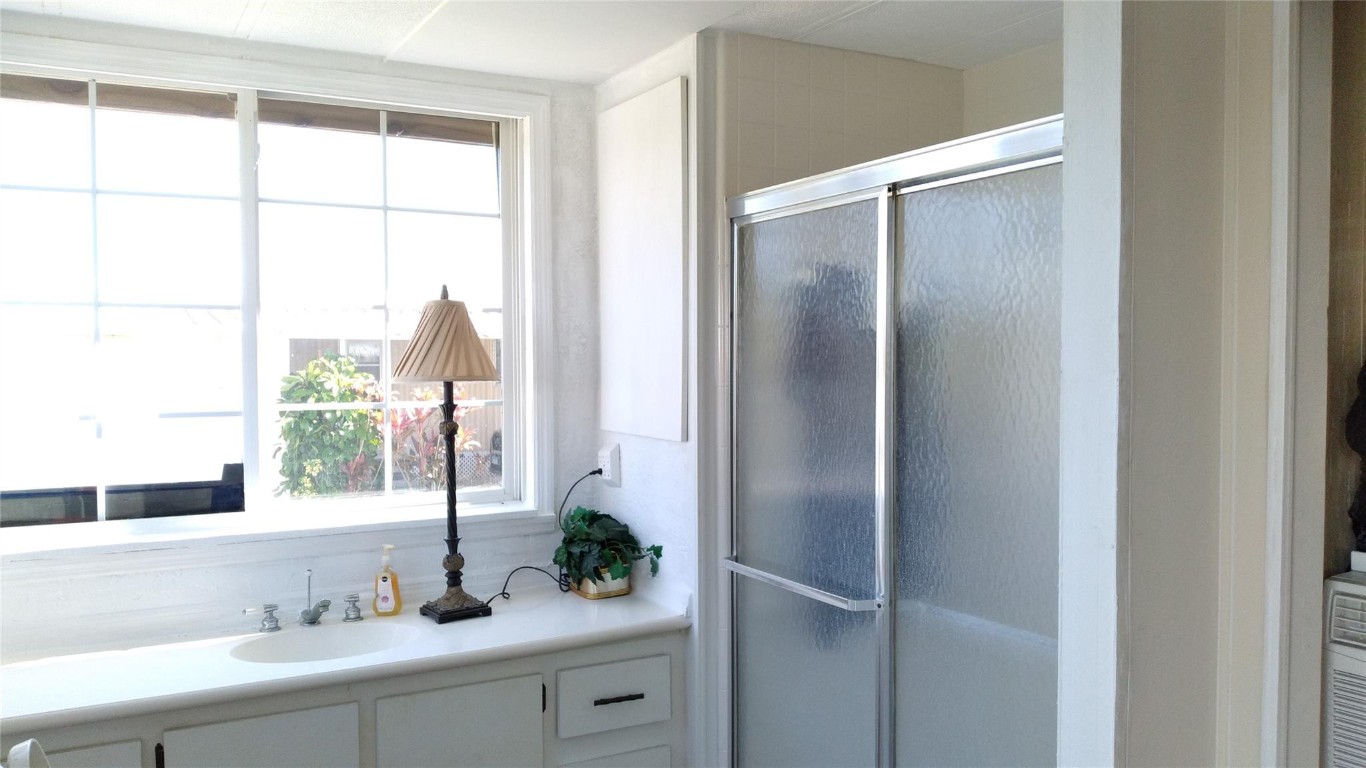 Fairlane Harbor - Residential