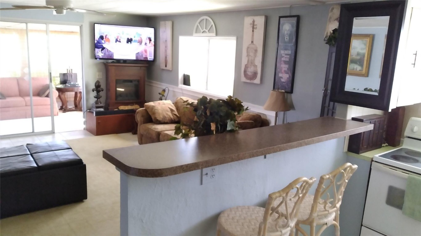 Fairlane Harbor - Residential