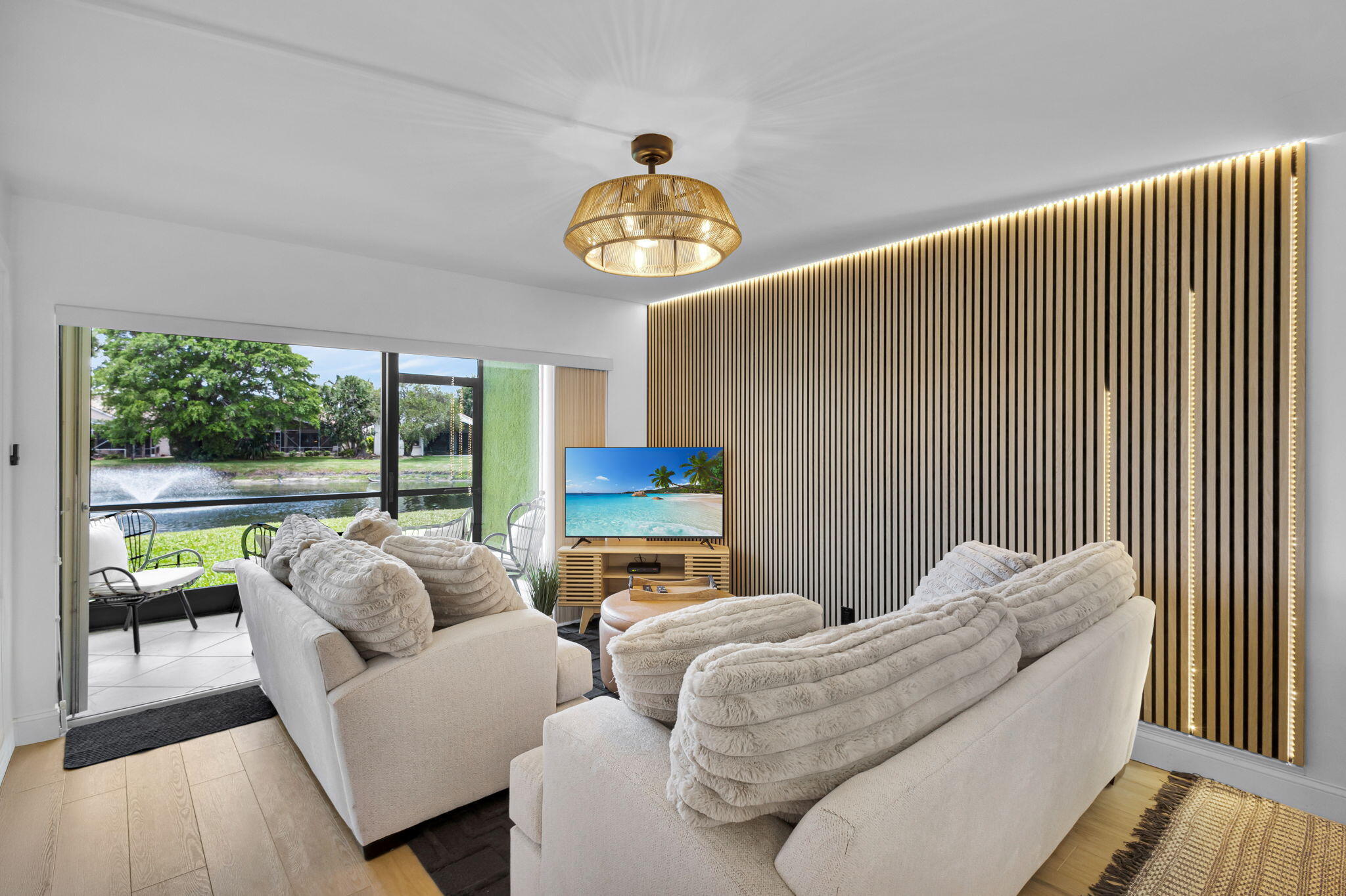 BRIARWOOD CONDO - Residential Lease