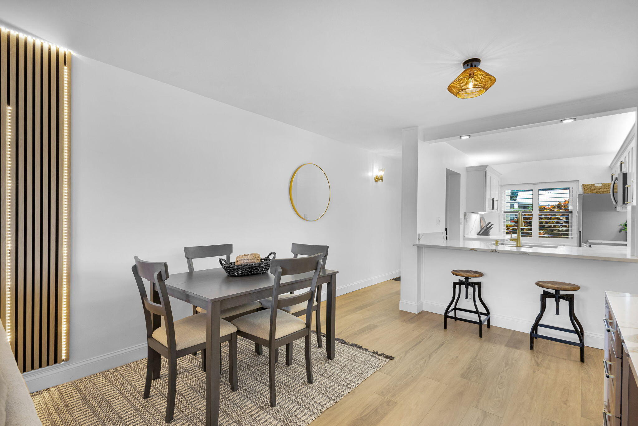 BRIARWOOD CONDO - Residential Lease