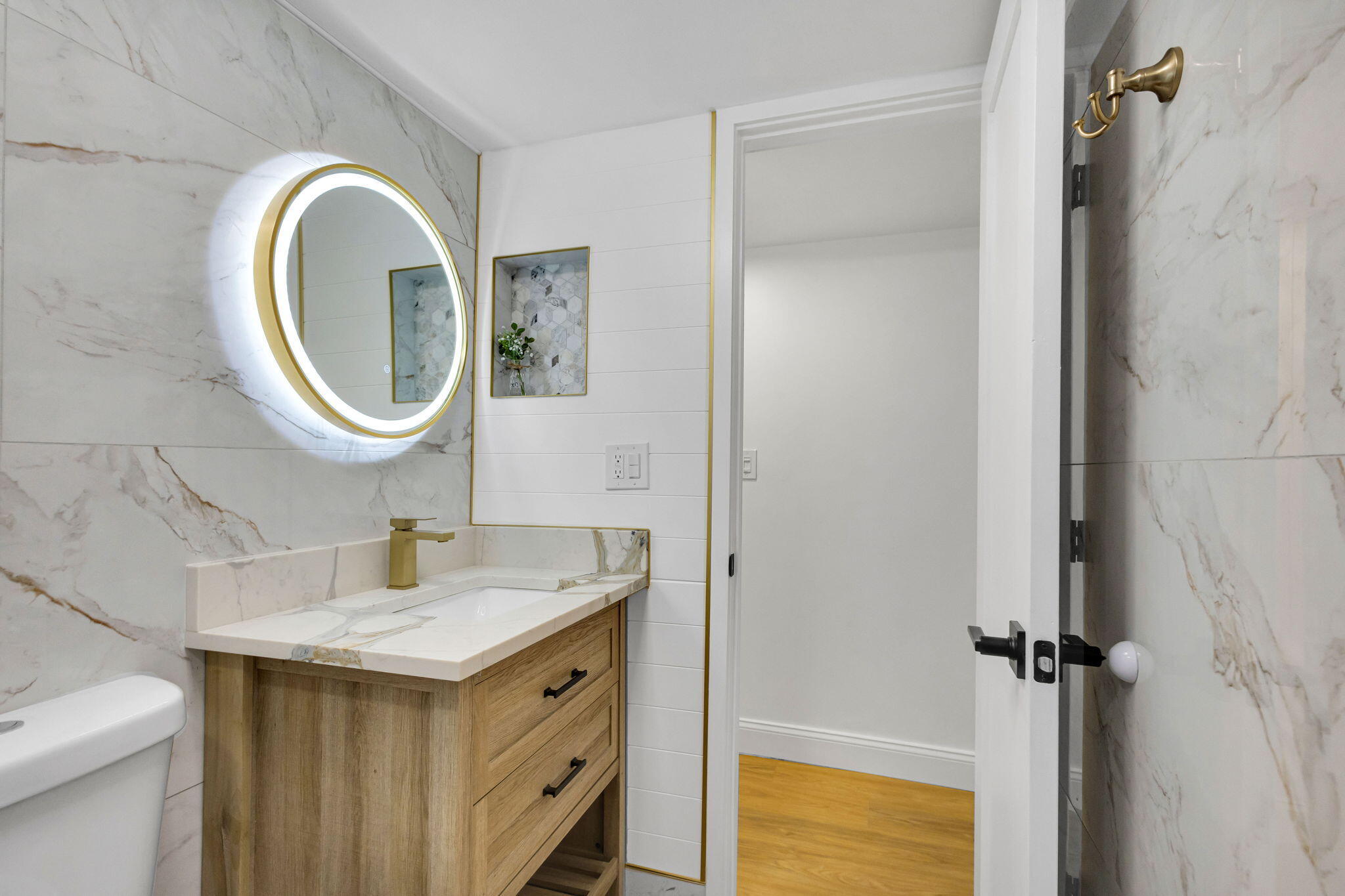 BRIARWOOD CONDO - Residential Lease