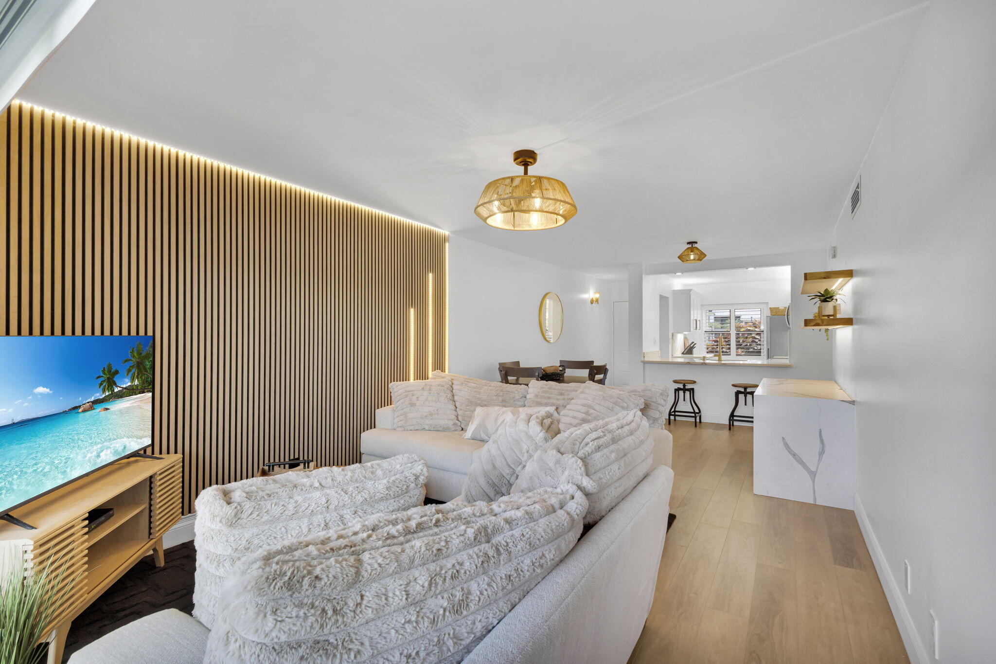 BRIARWOOD CONDO - Residential Lease