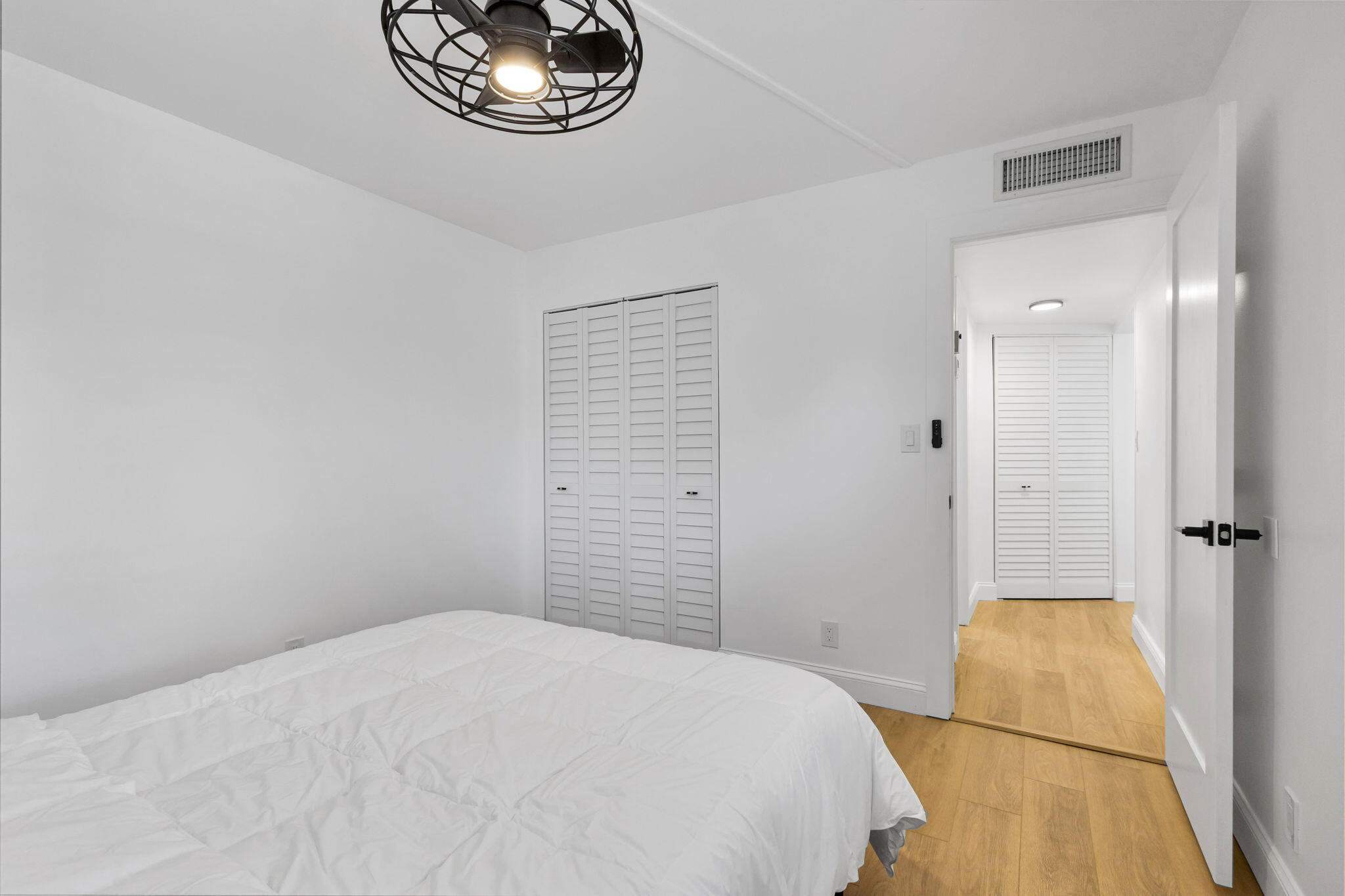 BRIARWOOD CONDO - Residential Lease