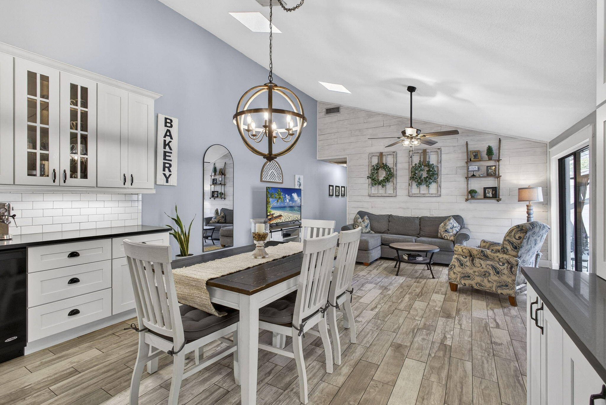 WESTWOOD GARDENS 3 - Residential