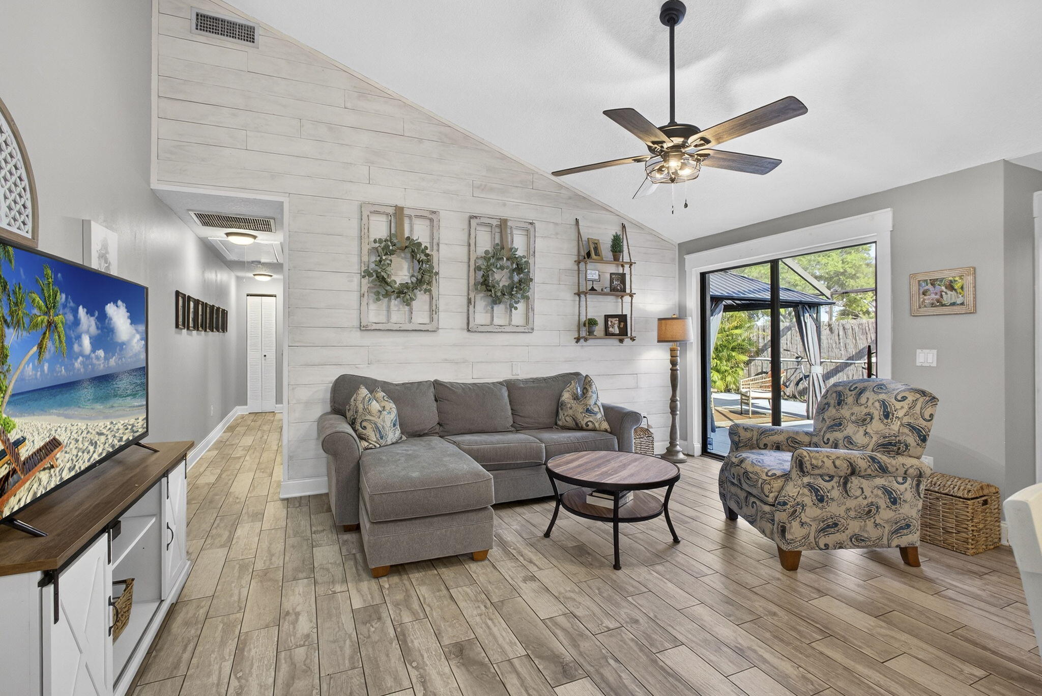 WESTWOOD GARDENS 3 - Residential