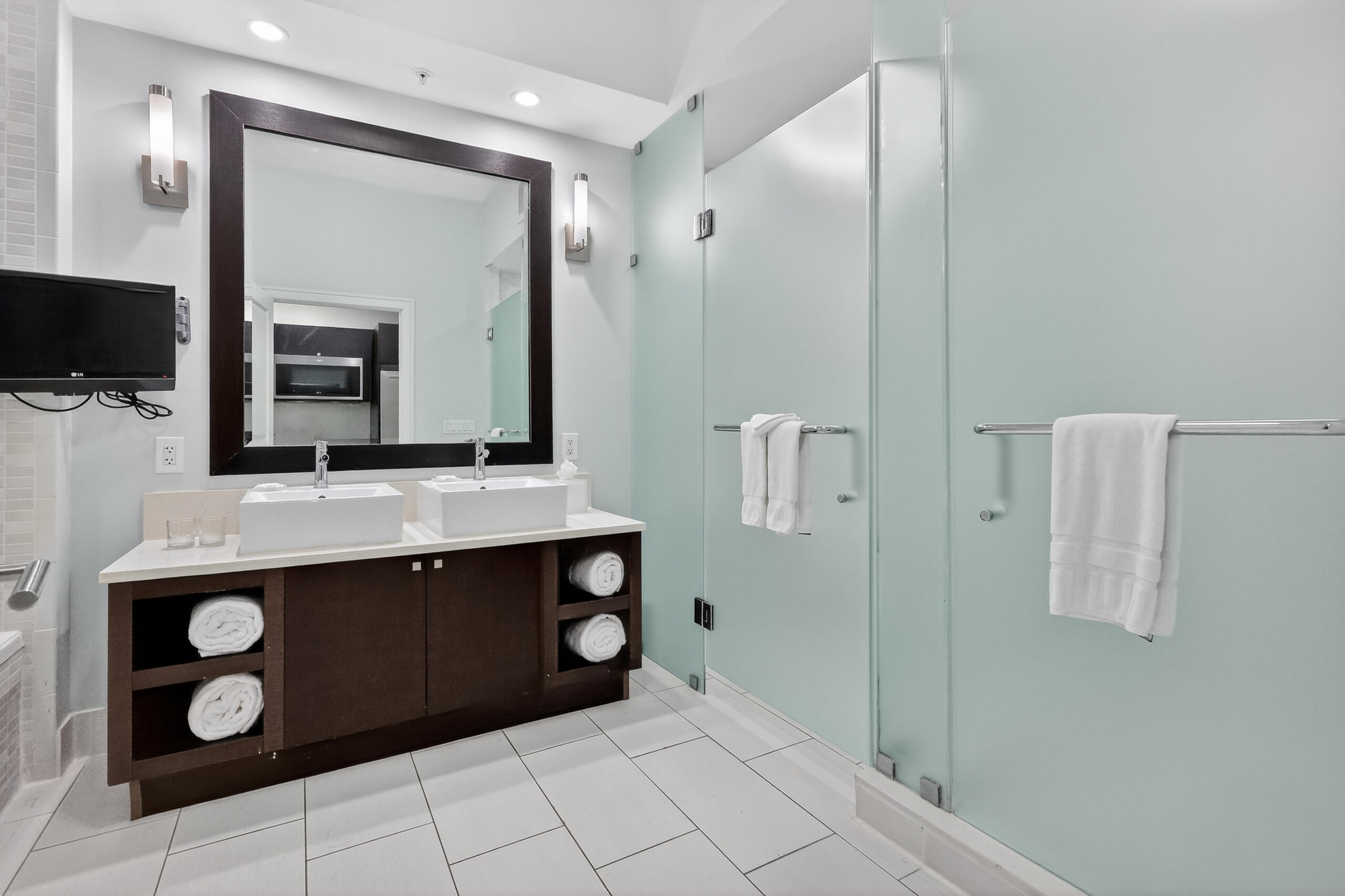 THE BLUE A RESORT HOTEL CONDO - Residential