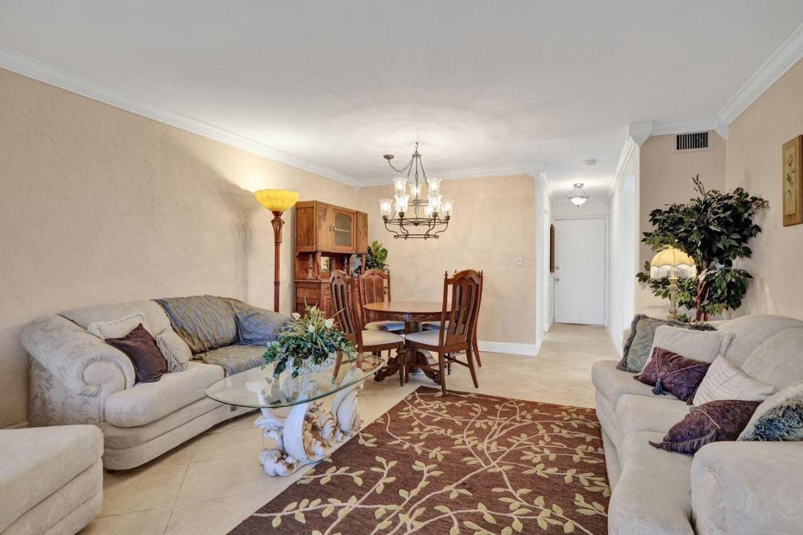 LAKE CLARKE GARDENS CONDO 14 - Residential