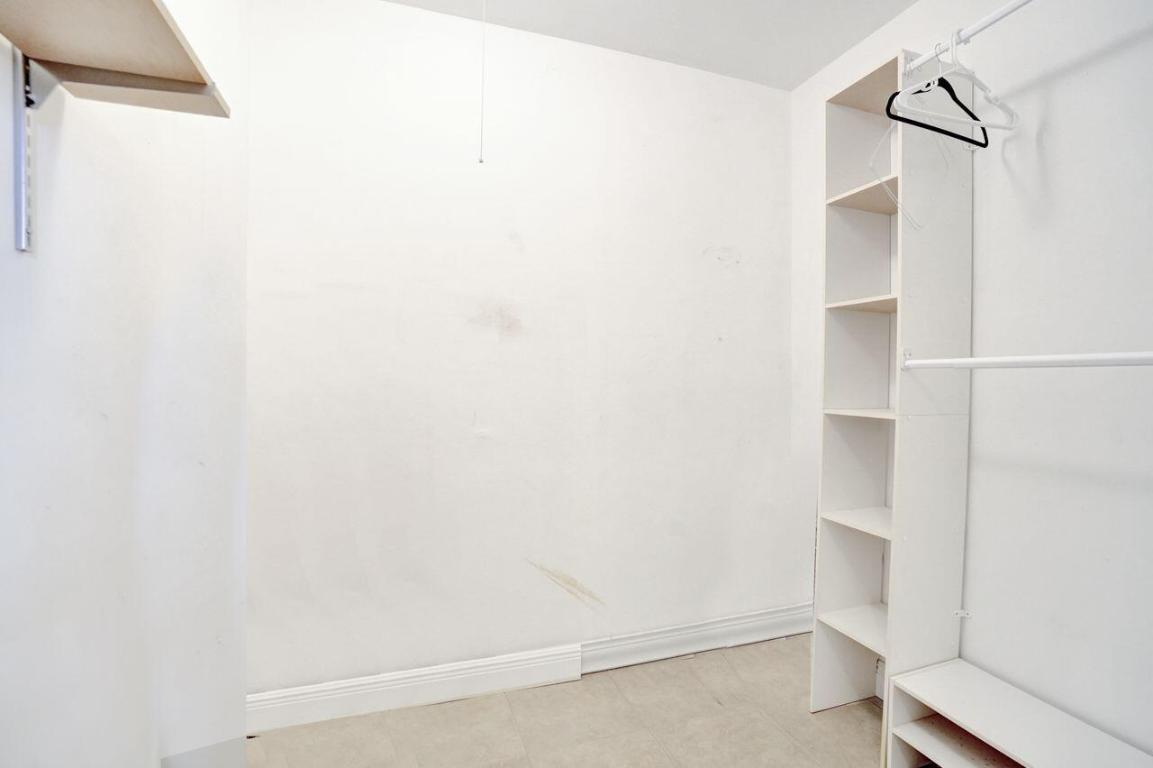 LAKE CLARKE GARDENS CONDO 14 - Residential