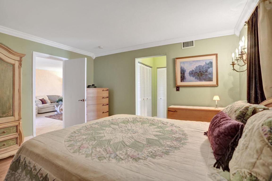 LAKE CLARKE GARDENS CONDO 14 - Residential