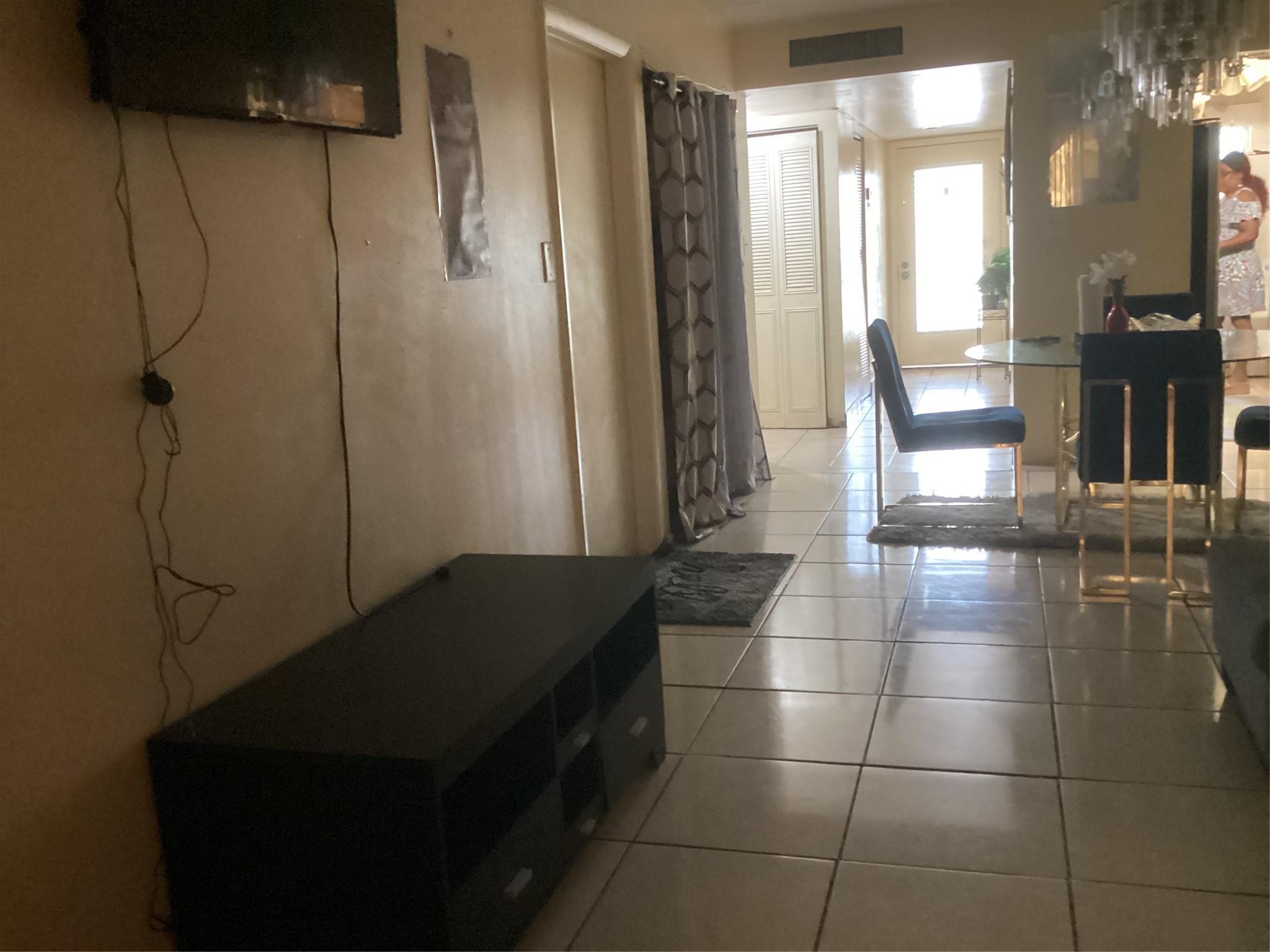 CYPRESS CHASE NORTH NO 3 - Residential