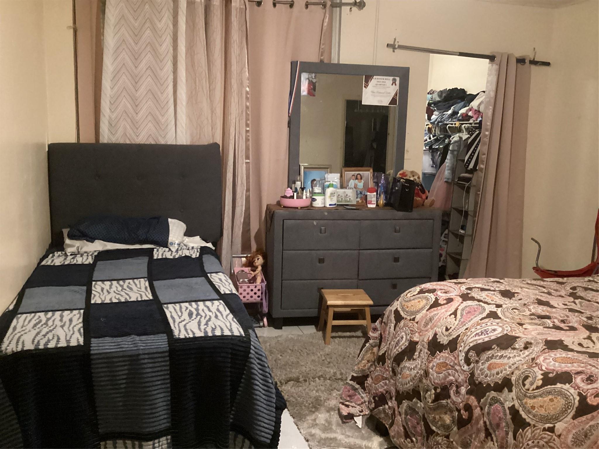 CYPRESS CHASE NORTH NO 3 - Residential