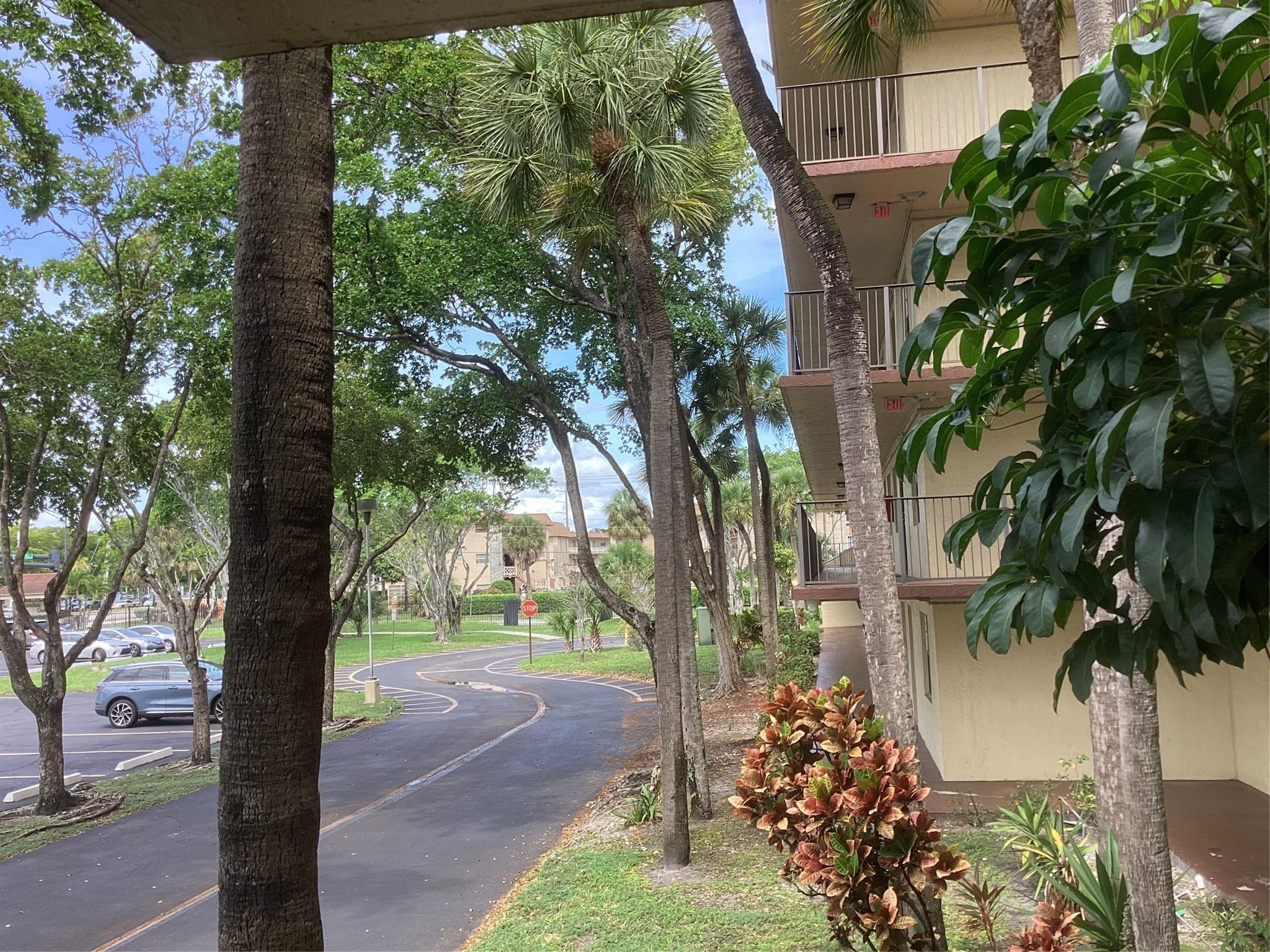 CYPRESS CHASE NORTH NO 3 - Residential