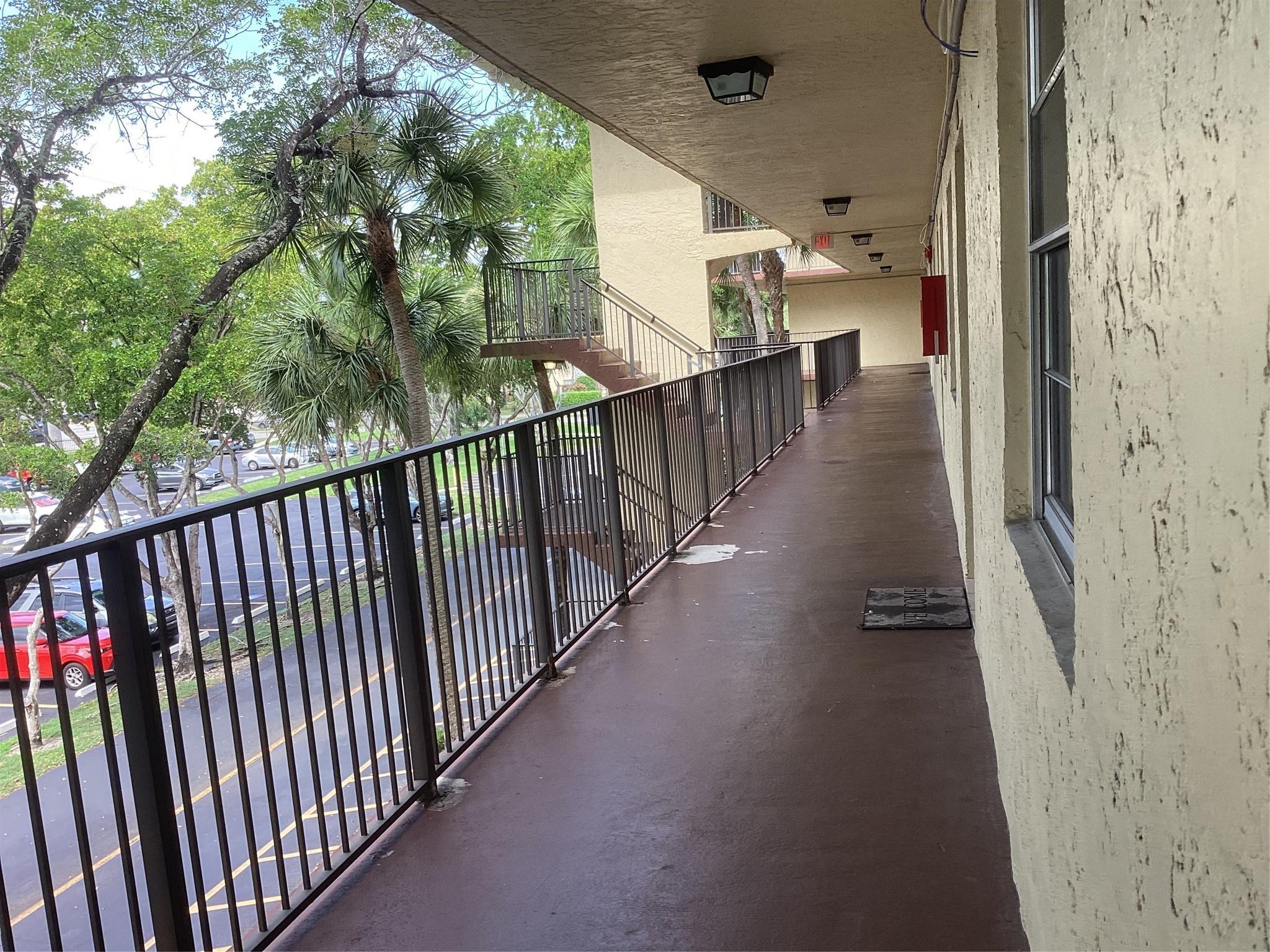 CYPRESS CHASE NORTH NO 3 - Residential