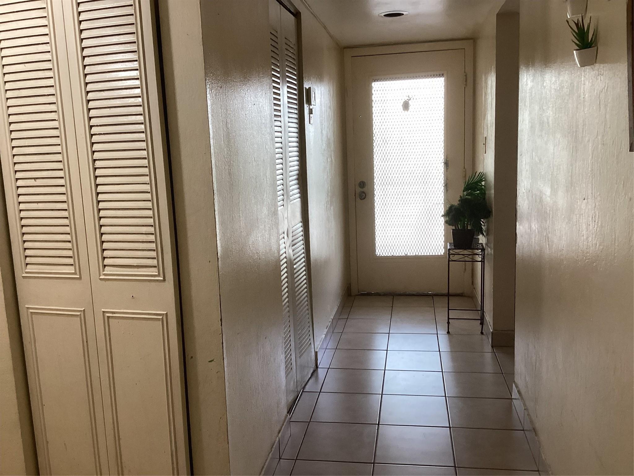 CYPRESS CHASE NORTH NO 3 - Residential